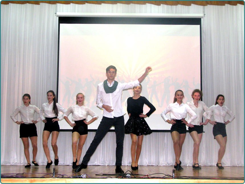 Scandinavian performance of senior high school